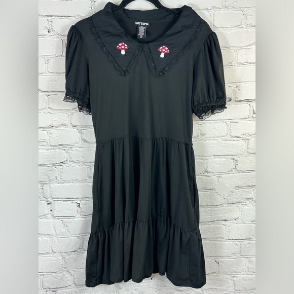 HOT TOPIC MUSHROOM ๐ LACE COLLAR TIERED BABYDOLL DRESS SIZE(M) - Picture 7 of 15